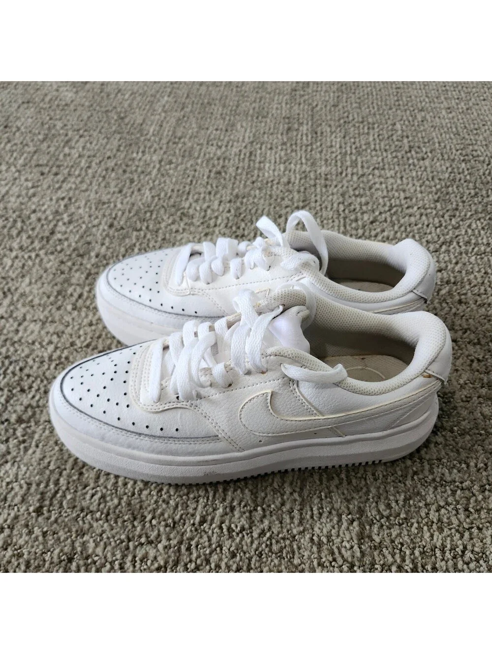 Nike Court Vision White Sneakers Size 7.5 Lace Up